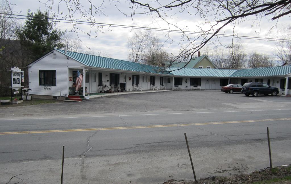 Wells River Motel Extérieur photo